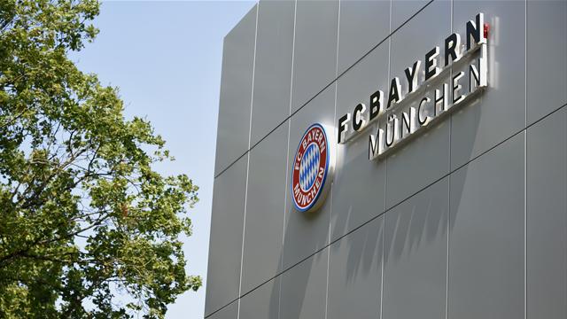 Schilderstreich beim FC Bayern: Säbener Straße als "Löwen-Revier"