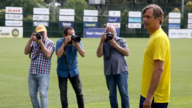 Cocu'dan futbolculara "konuşun" talimatı