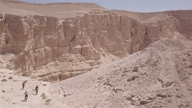 Cedric & Sam Crossing Israel Teaser 1 Cedric & Sam Crossing Israel Teaser 1