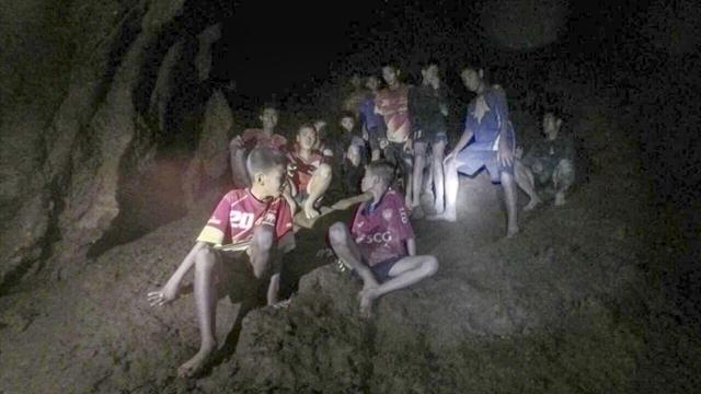 Thailandia: muore soccorritore dei ragazzi nella grotta