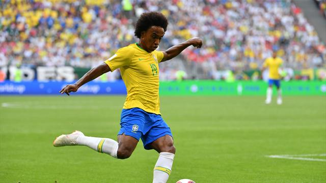 Willian remplace Neymar
