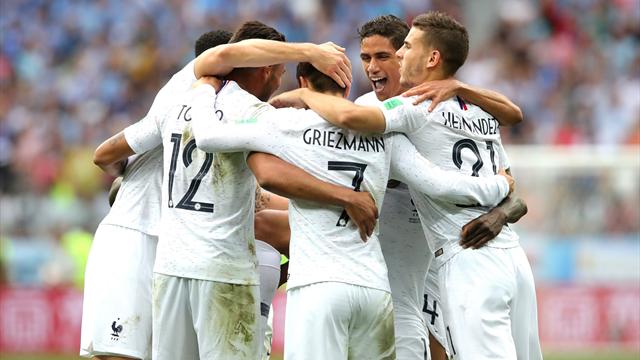 La Francia è la prima semifinalista dei Mondiali: Varane-Griezmann, 2-0 all'Uruguay