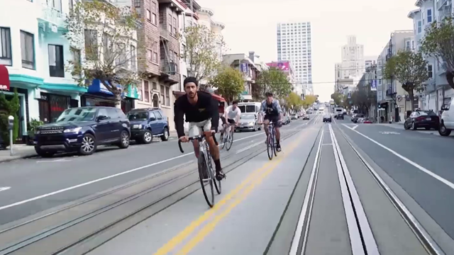 Ride the city: le bici a scatto fisso, senza freni e senza fili, tra le strade di San Francisco Ride the city: le bici a scatto fisso, senza freni e senza fili, tra le strade di San Francisco