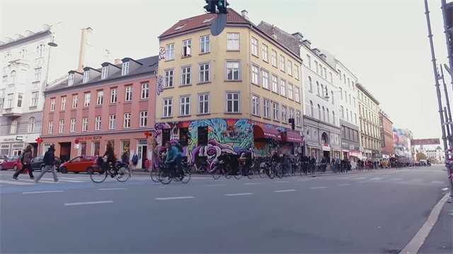 Ride the city: Copenhagen, ecco perché tutti amano e vanno in bicicletta Ride the city: Copenhagen, ecco perché tutti amano e vanno in bicicletta