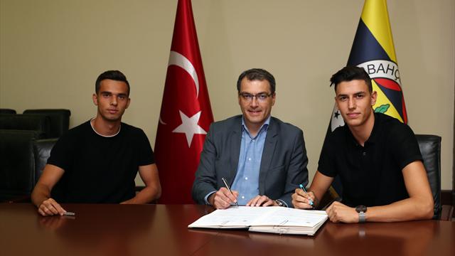 Fenerbahçe'de yeni transferler ilk antrenmanlarına çıktı