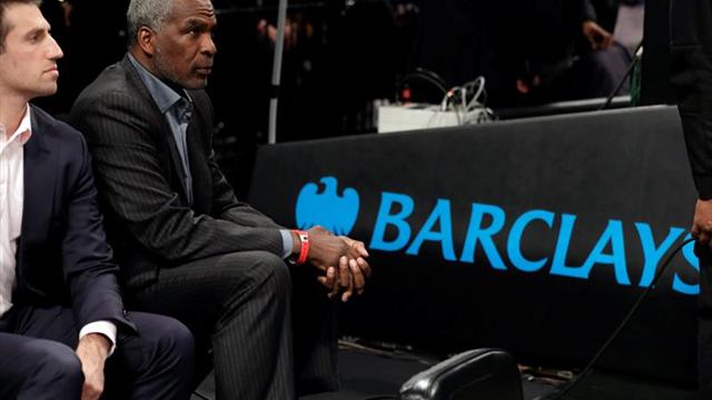 Detienen y acusan a Charles Oakley de cometer actos fraudulentos en Las Vegas