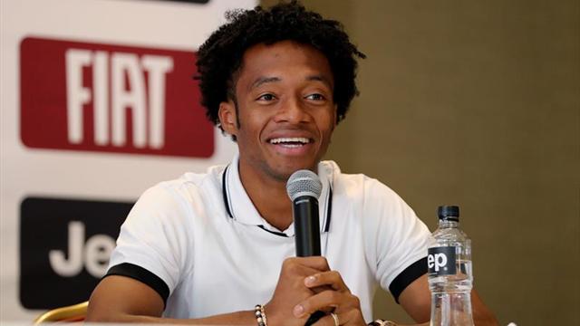Cuadrado dice que no tuvo problema en cederle el 7 de Juventus a Ronaldo