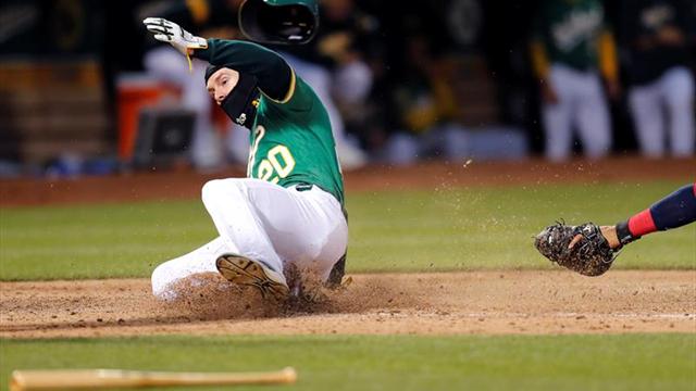 4-6. Canha lidera la remontada ganadora de los Atléticos al producir dos carreras ante los Astros