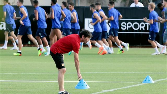 Marcelino centra la sesión matinal en el trabajo táctico