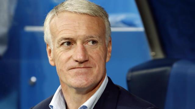 Bleus - Griezmann sur Deschamps : "On joue pour lui, on croit en lui" Bleus - Griezmann sur Deschamps : "On joue pour lui, on croit en lui"