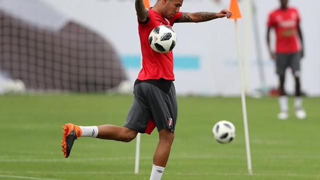 El peruano Sergio Peña, cedido por el Granada al Tondela portugués