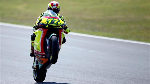 Aegerter marca la pauta, Bagnaia con problemas