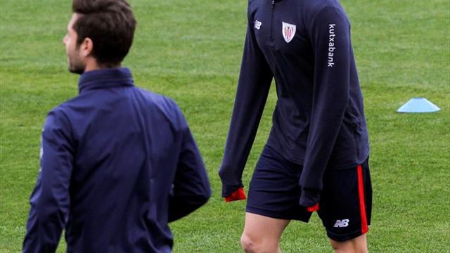 Iñigo Martínez sufre una lesión en el tríceps sural de la pierna izquierda