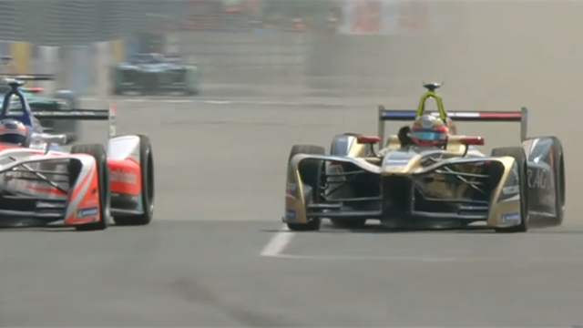 Rosenqvist a fermé la porte à Vergne, le Français l'a dépassé... et rappelé à l'ordre ! Rosenqvist a fermé la porte à Vergne, le Français l'a dépassé... et rappelé à l'ordre !