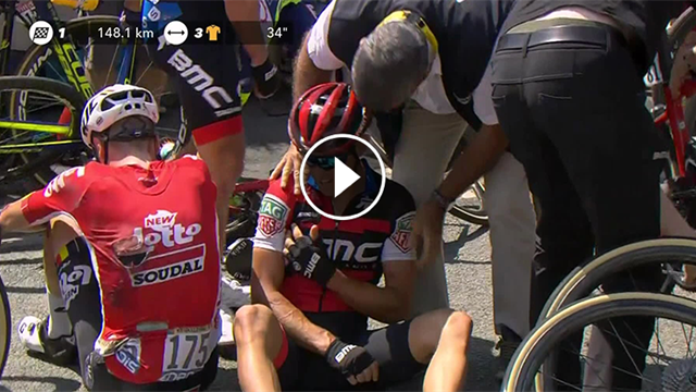 Che sfortuna Richie Porte: l'australiano cade e si ritira prima ancora del pavé Che sfortuna Richie Porte: l'australiano cade e si ritira prima ancora del pavé