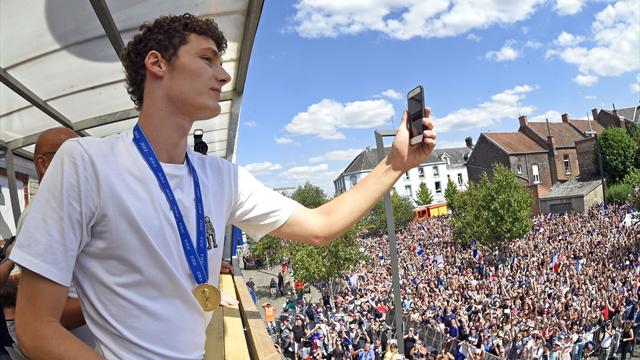 Pavard revient à Jeumont en héros