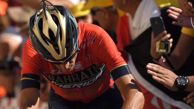 Frattura a una vertebra, per Nibali il Tour finisce qua Frattura a una vertebra, per Nibali il Tour finisce qua