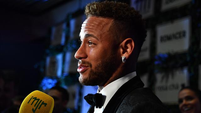 Neymar : ''Je veux gagner avec Paris et j'espère qu'on fera une excellente saison" Neymar : ''Je veux gagner avec Paris et j'espère qu'on fera une excellente saison"