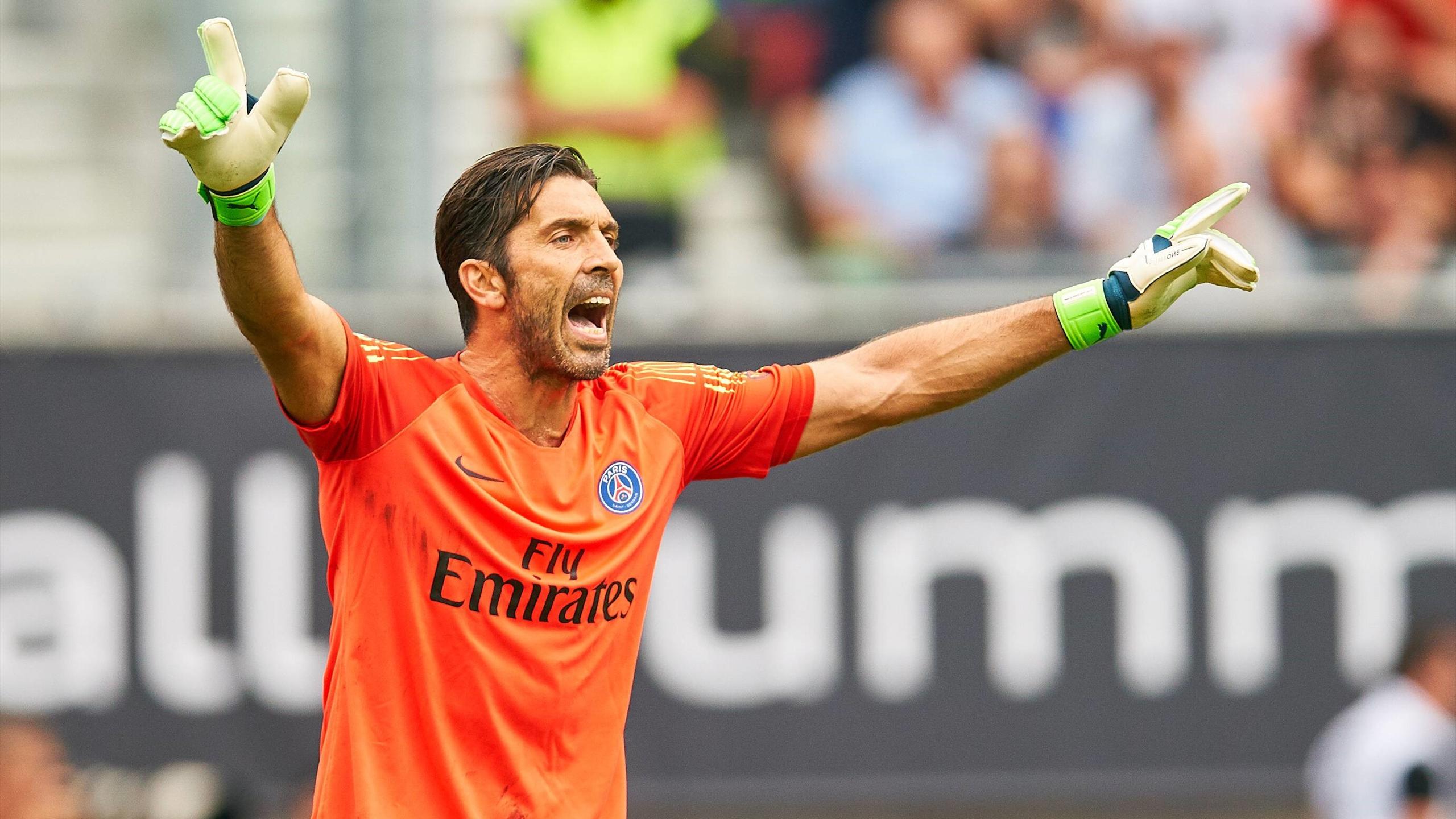 Terza Maglia PSG Gianluigi BUFFON Terza Maglia PSG Gianluigi BUFFON