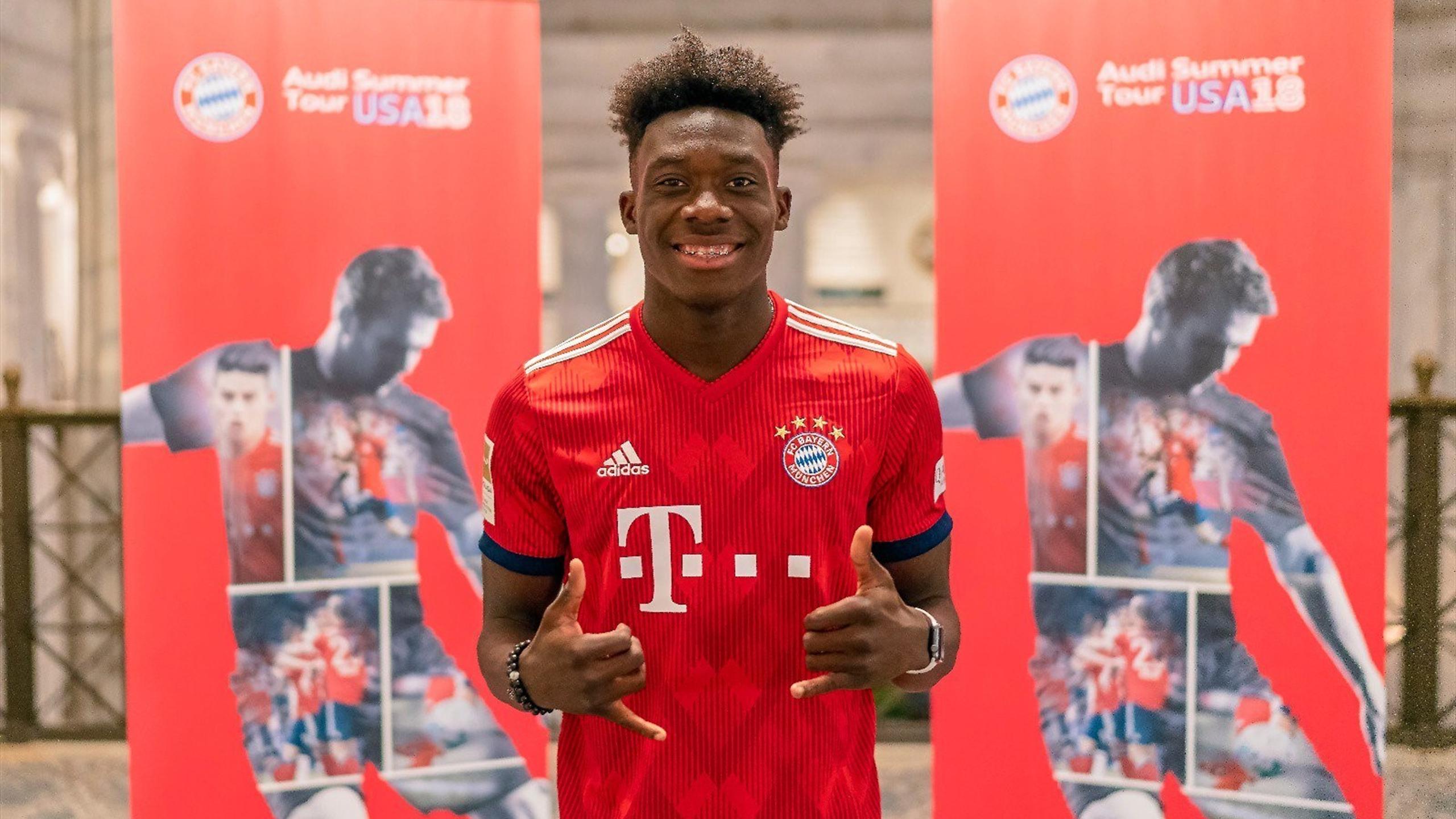 Terza Maglia FC Bayern München Leon Goretzka Terza Maglia FC Bayern München Leon Goretzka
