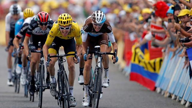 French policeman pulls Chris Froome off of bike at Tour de France