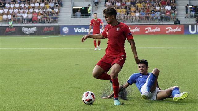 Au terme d’un match fou, les jeunes portugais imitent les grands