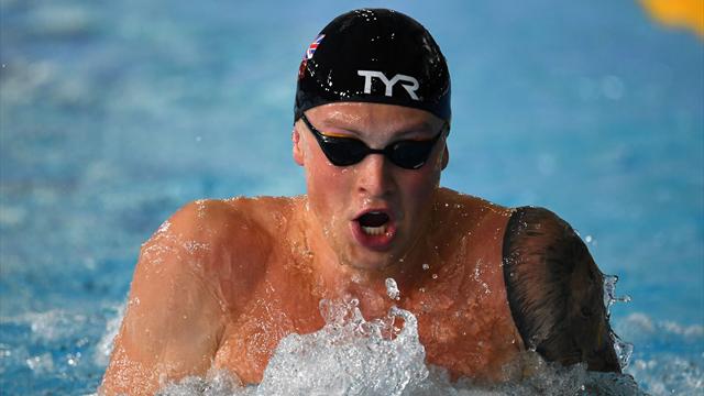 ISL | Adam Peaty maakt favorietenrol waar in laatste meters van 100m schoolslag ISL | Adam Peaty maakt favorietenrol waar in laatste meters van 100m schoolslag