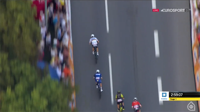 Volata imperiosa di Ackermann, sua la prima tappa del Giro di Polonia. Battuti Trentin e Nizzolo Volata imperiosa di Ackermann, sua la prima tappa del Giro di Polonia. Battuti Trentin e Nizzolo