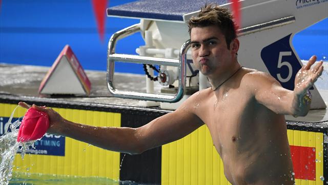 Kolesnikov monumental, Stravius loin du compte
