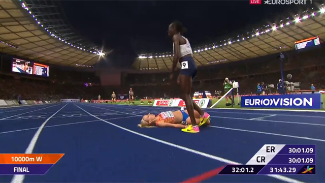 10 000 mètres : Salpeter sacrée devant Krumins, au bord de l'agonie 10 000 mètres : Salpeter sacrée devant Krumins, au bord de l'agonie