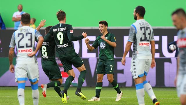 Il Napoli resta un cantiere aperto: segna Milik e torna Mertens, ma vince il Wolfsburg 3-1