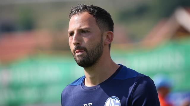 Schalke 04 bindet Trainer Tedesco langfristig