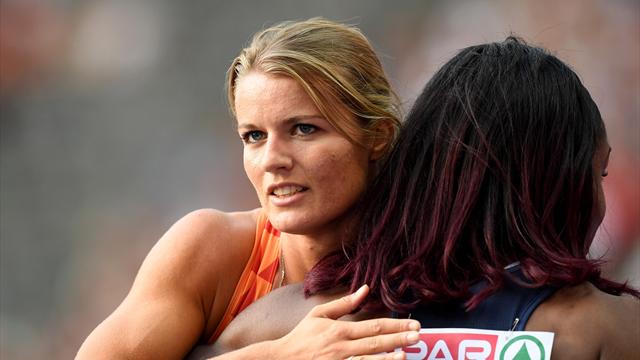 Les Bleues qualifiées pour la finale du relais 4x100m Les Bleues qualifiées pour la finale du relais 4x100m