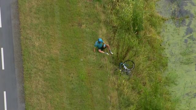 Binck Bank Tour: La extraña caída de Gruzdev que dio el susto de la jornada Binck Bank Tour: La extraña caída de Gruzdev que dio el susto de la jornada