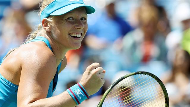 In supervorm! Kiki Bertens walst in 1e ronde over Pliskova heen