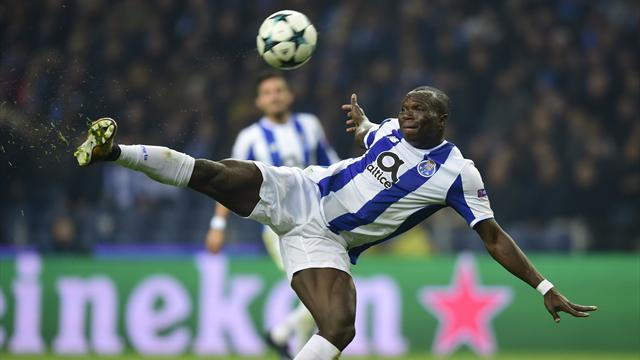 Porto'da Aboubakar 6 ay yok
