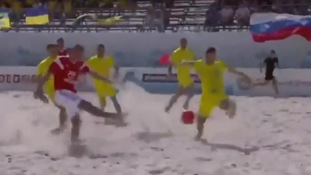 Сборная России по пляжному футболу разгромила Украину со счетом 6:0 в Суперфинале Евролиги