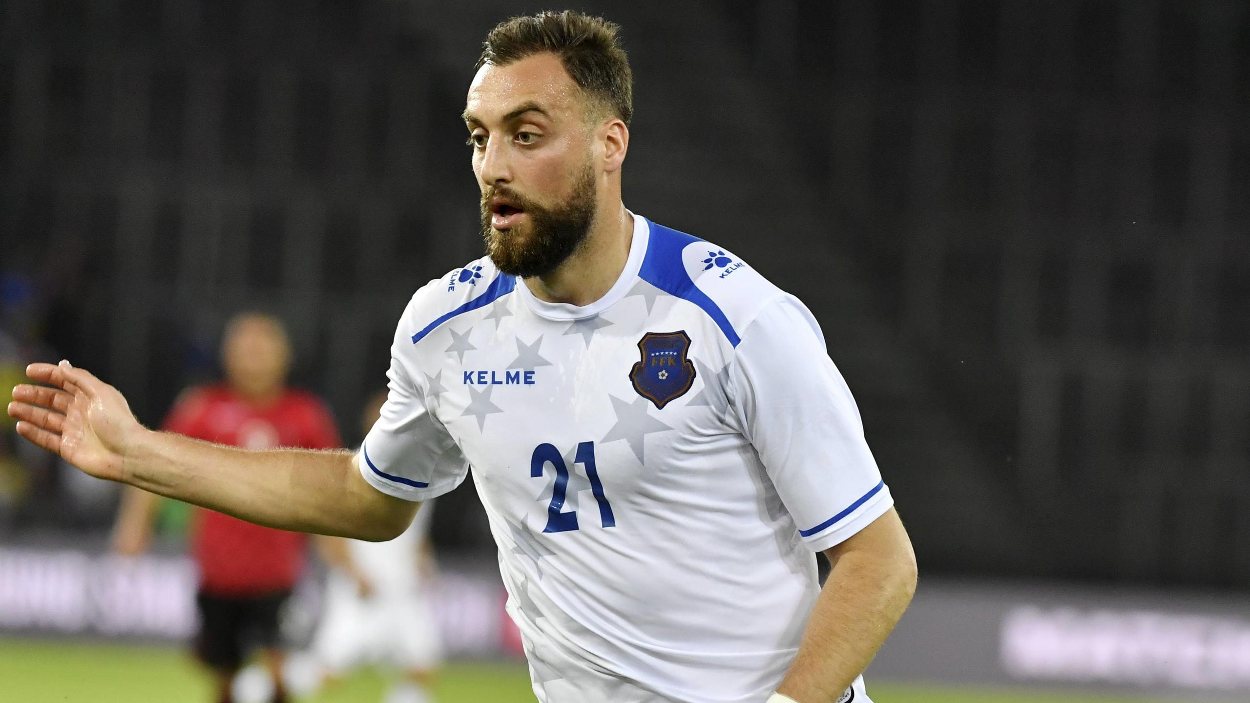 Kosovo feiert ersten Pflichtspiel-Sieg der Geschichte - Eurosport