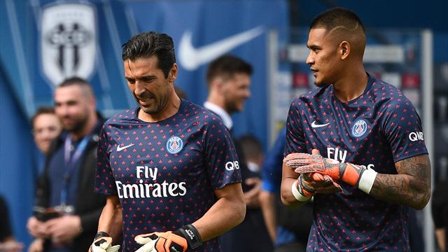 Buffon ou Areola ? Difficile de les départager... Buffon ou Areola ? Difficile de les départager...