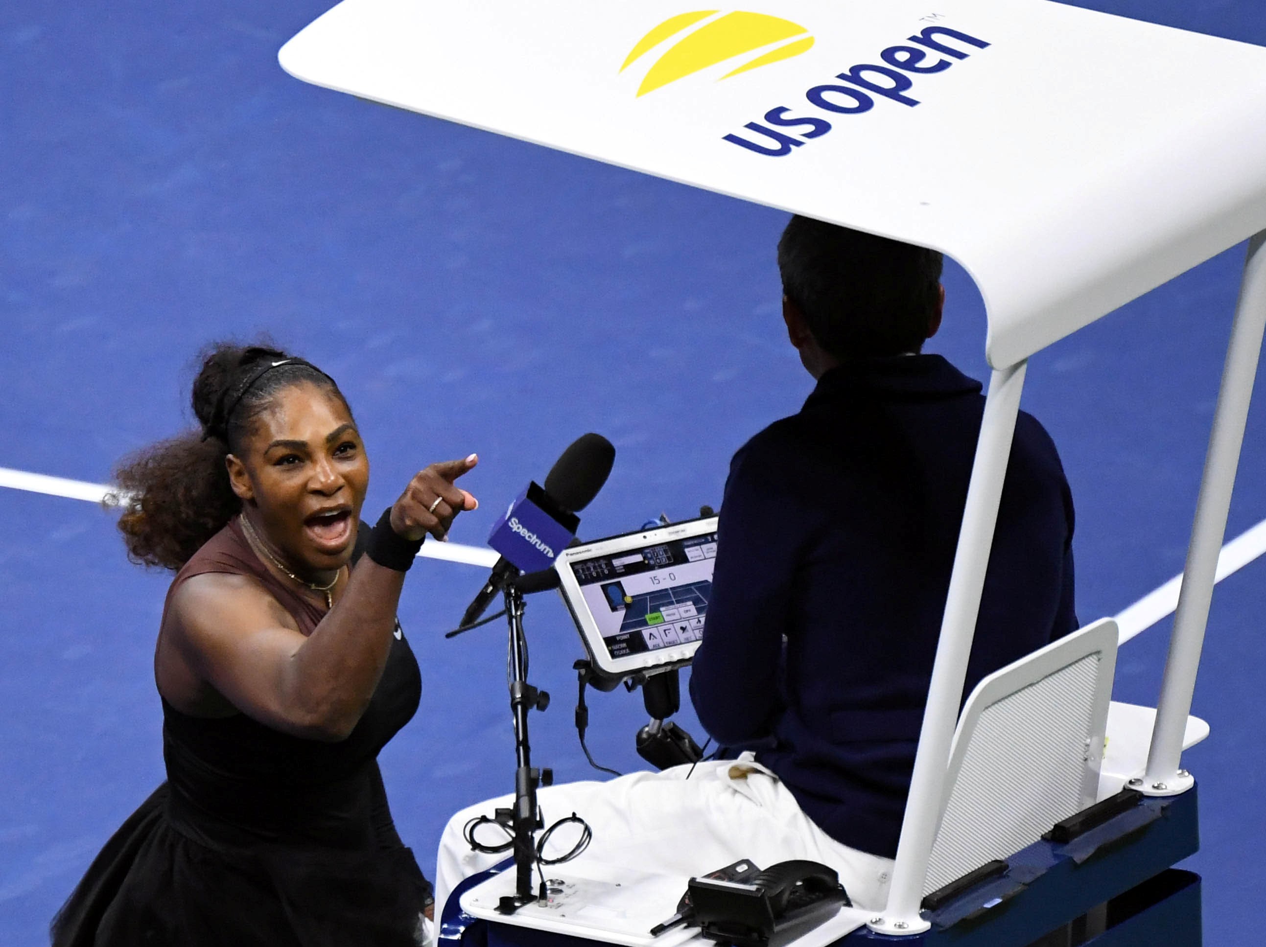 Serena Williams - Carlos Ramos