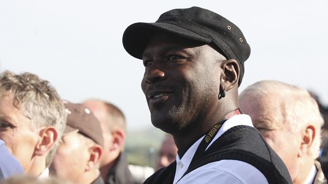 "Air" Jordan sammelt Spenden für Hurrikan-Opfer