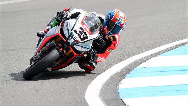 Melandri : "J'ai attaqué pour suivre Johnny, je rêvais qu'il baisse de rythme" Melandri : "J'ai attaqué pour suivre Johnny, je rêvais qu'il baisse de rythme"