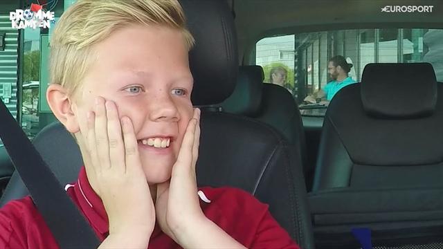 Drømmekampen: Fabian (11) tror ikke sine egne øyne da han overraskes av favorittspilleren Drømmekampen: Fabian (11) tror ikke sine egne øyne da han overraskes av favorittspilleren