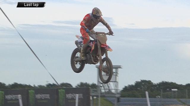 Jeffrey Herlings non si ferma: vince anche gara-2 ad Assen davanti a Tony Cairoli Jeffrey Herlings non si ferma: vince anche gara-2 ad Assen davanti a Tony Cairoli