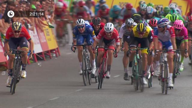 Zielsprint im Finale: Viviani schlüpft an allen vorbei Zielsprint im Finale: Viviani schlüpft an allen vorbei