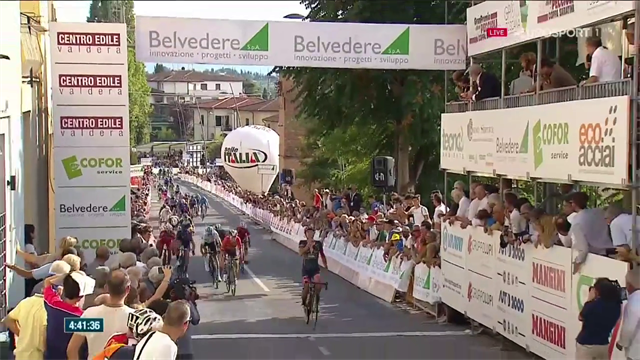 Lobato sorprende Colbrelli e Moscon a Peccioli: è sua la 66° Coppa Sabatini Lobato sorprende Colbrelli e Moscon a Peccioli: è sua la 66° Coppa Sabatini