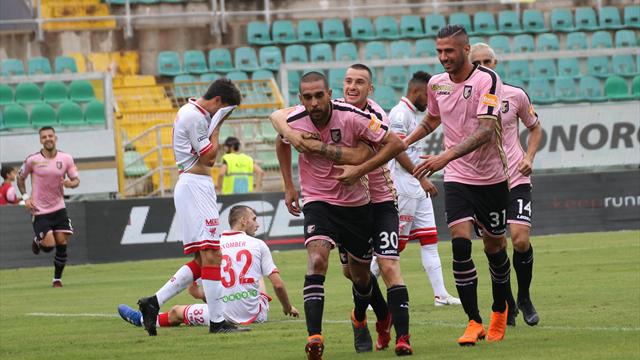 Poker del Palermo, blitz del Verona a Crotone, cade il Cittadella