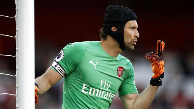 Cech va ranger ses gants