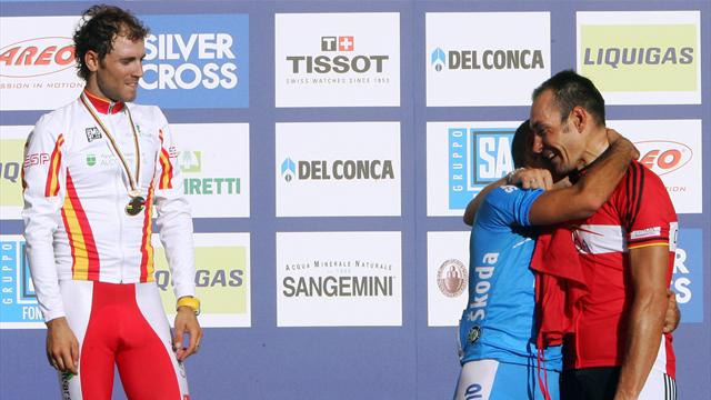 VIDÉO | Alejandro Valverde remporte le maillot arc-en-ciel à 38 ans VIDÉO | Alejandro Valverde remporte le maillot arc-en-ciel à 38 ans