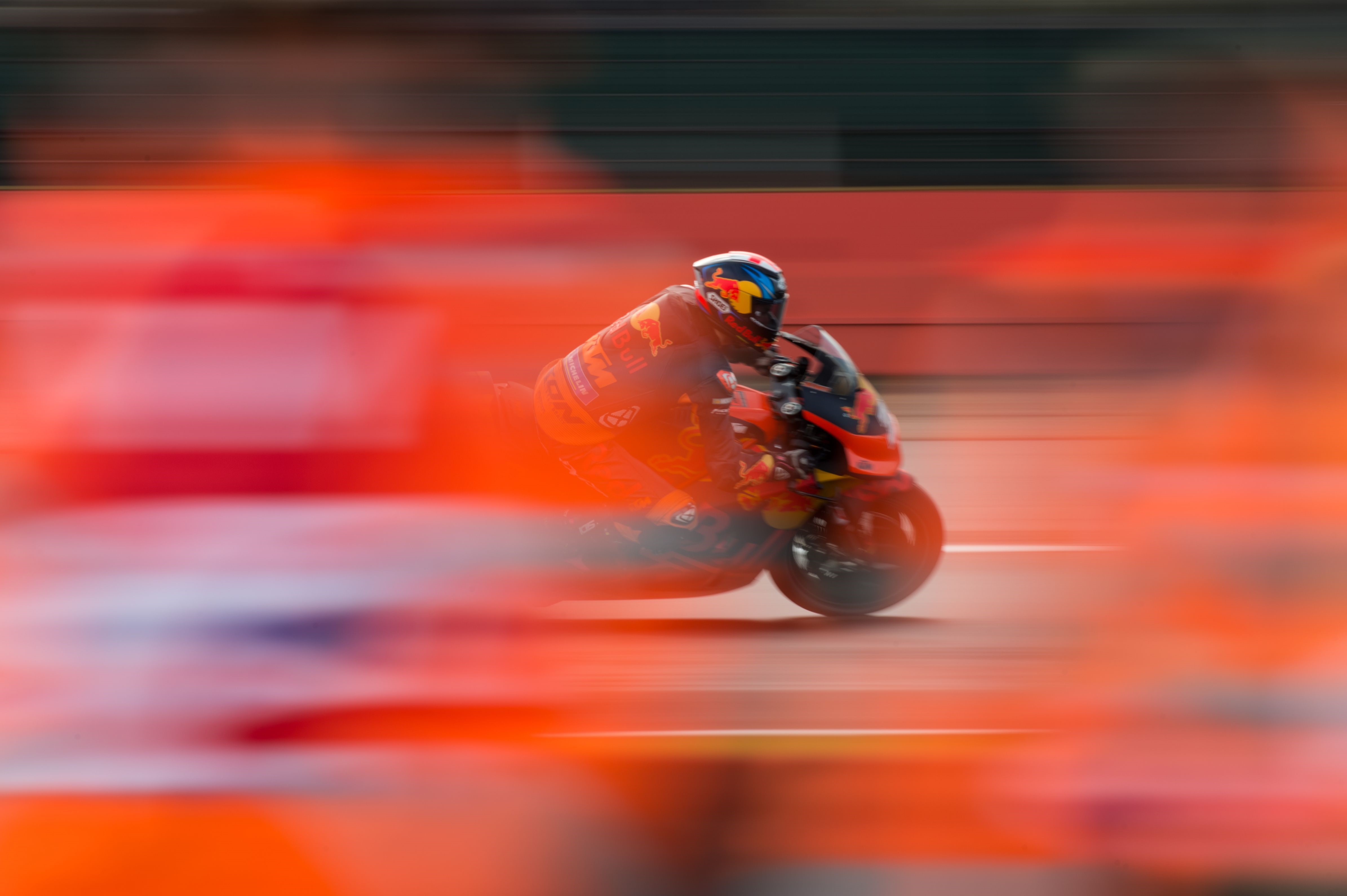 Gold brick price picture